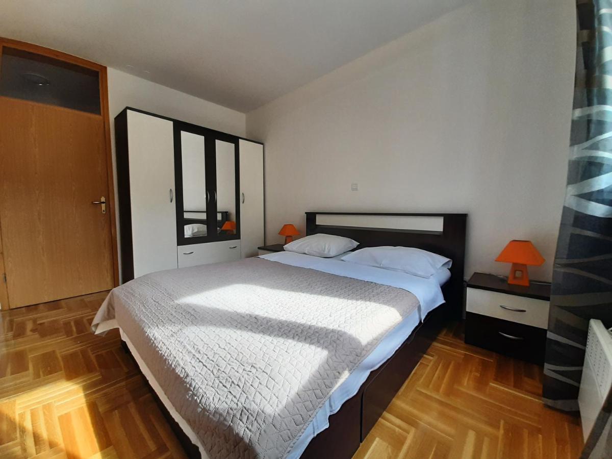 Apartment Jelena Trogir Exteriör bild